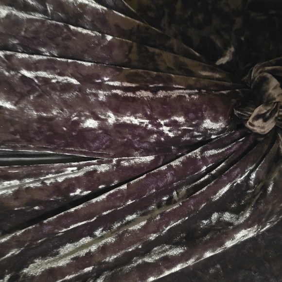 Zara Women’s Green Gray Velvet Crushed Dress Key Hole Size Small - Picture 3 of 6